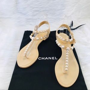 CHANEL Pearl Thong Sandals Nude